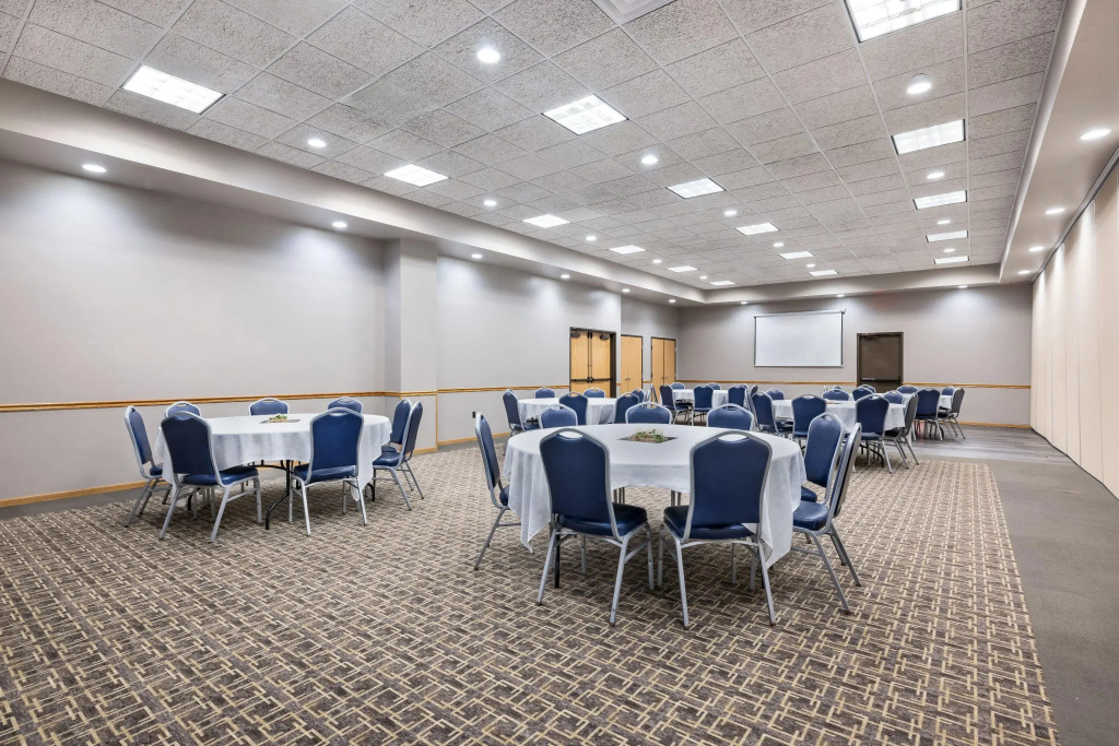 AmericInn by Wyndham Aberdeen - Event Center - Général