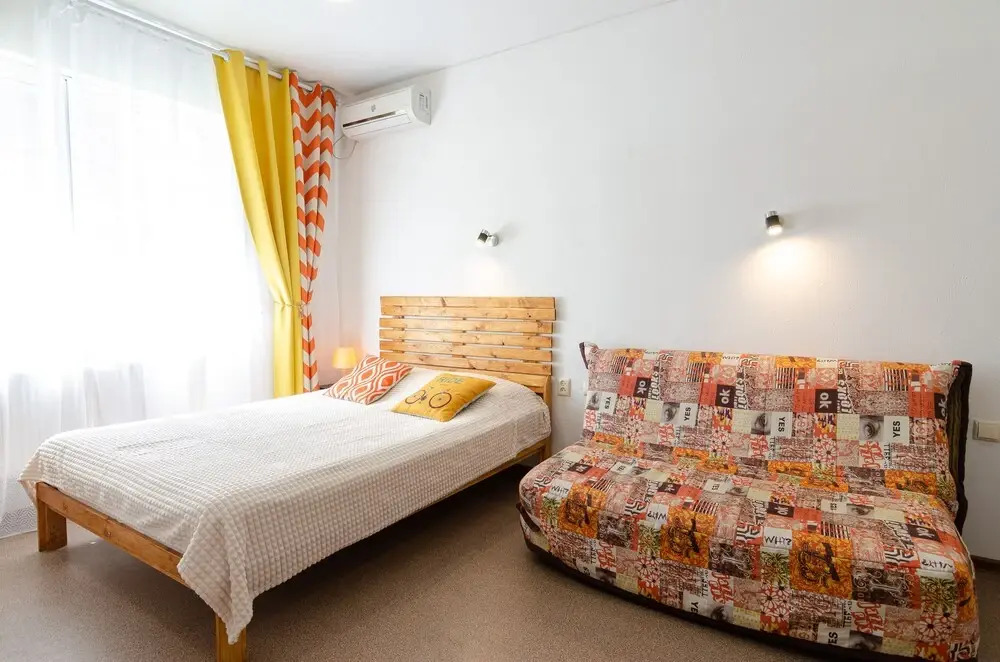 хостелы в новороссийске. общежитие в новороссийске сниму. общежитие в новороссийске сниму. университет имени ушакова новороссийск общежитие. проспект дзержинского 241 новороссийск.