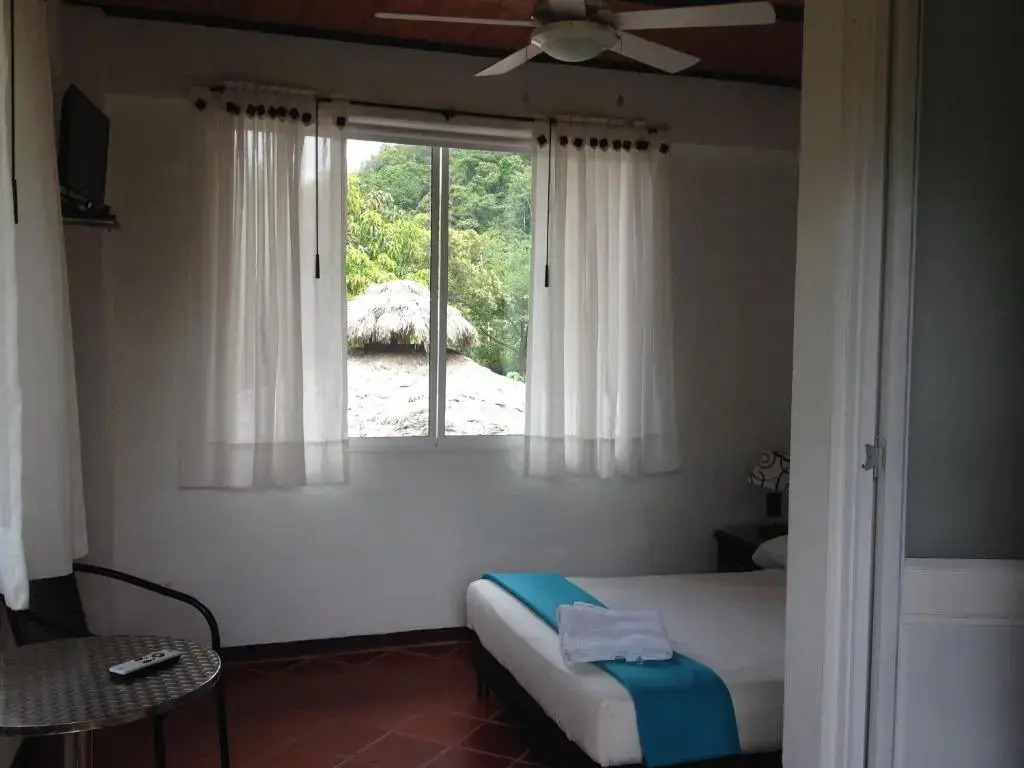 Standard Double room with mountain view full double bed