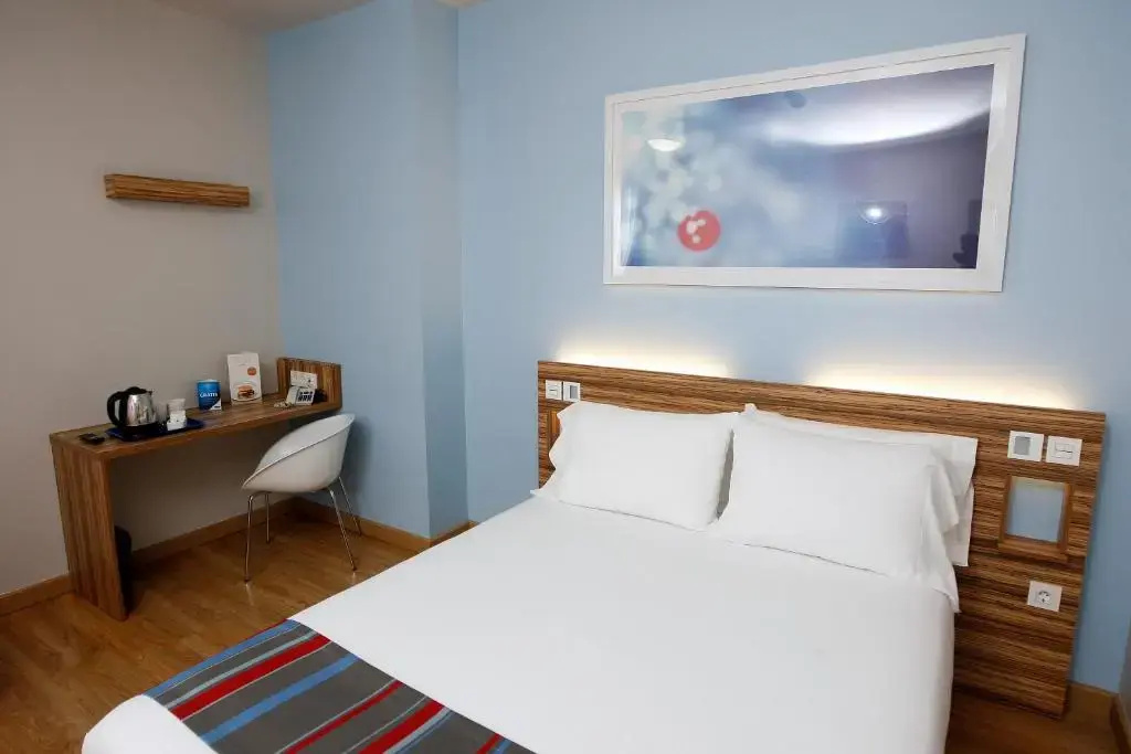 Travelodge Barcelona Fira Hotel - Chambres