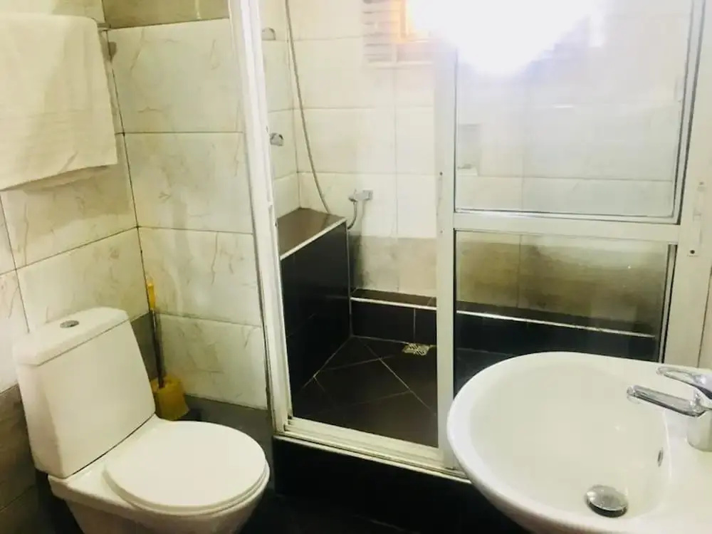 Deluxe Double room (full double bed)