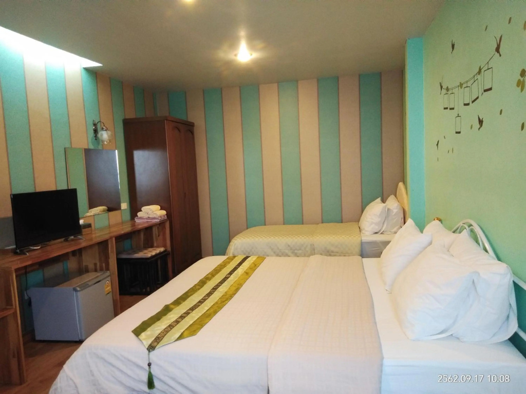 Dozy Lamoon House — 4