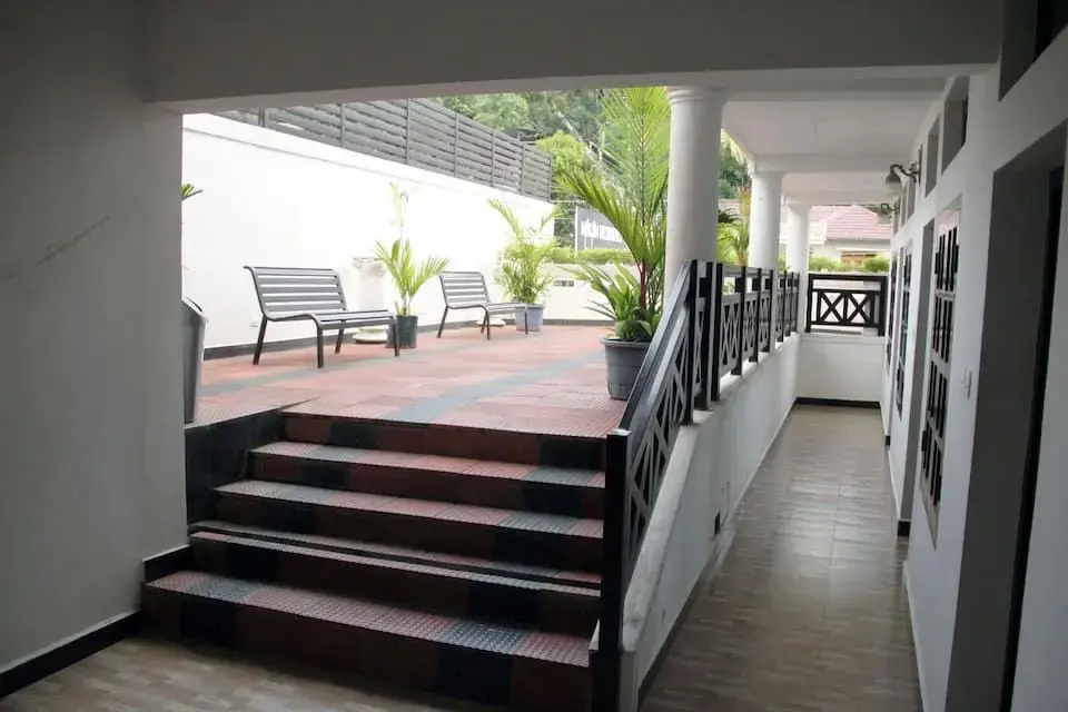 Makam Residency