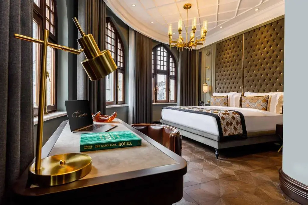 Executive Double Suite (full double bed)