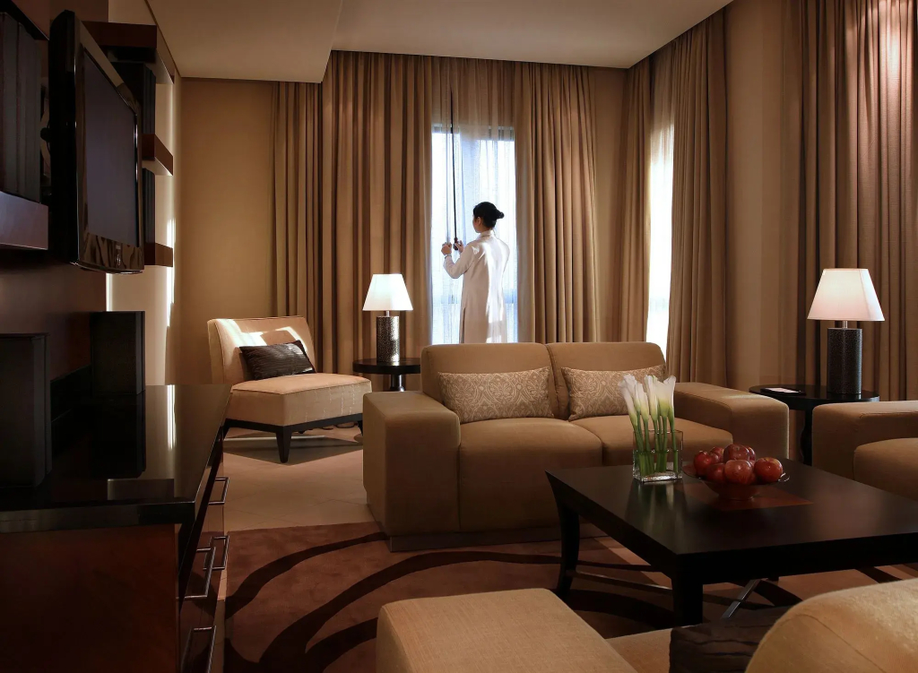 Shangri-La Hotel Apartments Qaryat Al Beri - фото 15