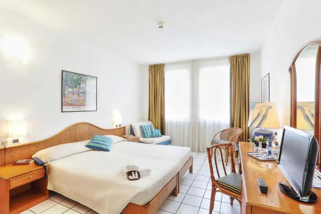 Hotel Yacht Club - Chambres