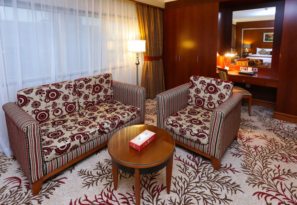 Hotel photo 12