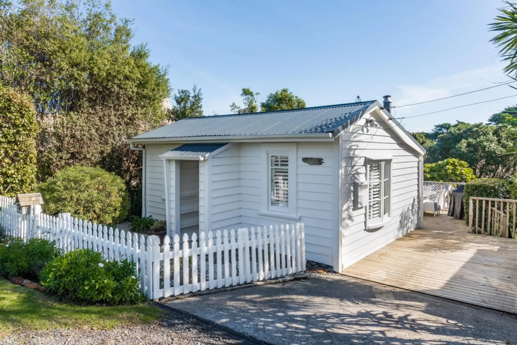 Kowhai Cottage & Studio