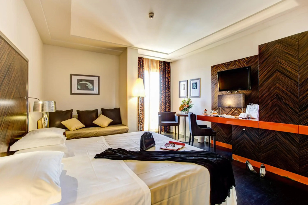 Hotel photo 2