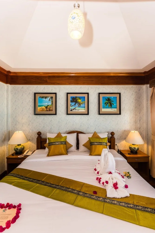 Бунгало рядом с пляжем в Lamai Coconut Beach Resort