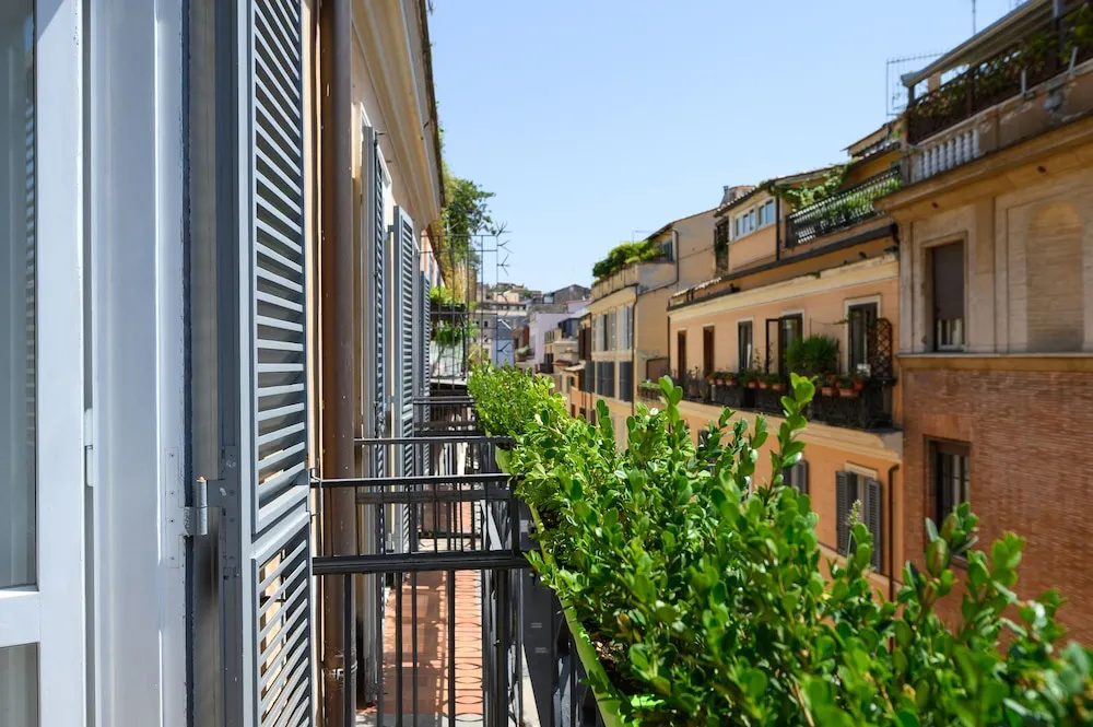 Superior Double room with balcony and with city view (full double bed)