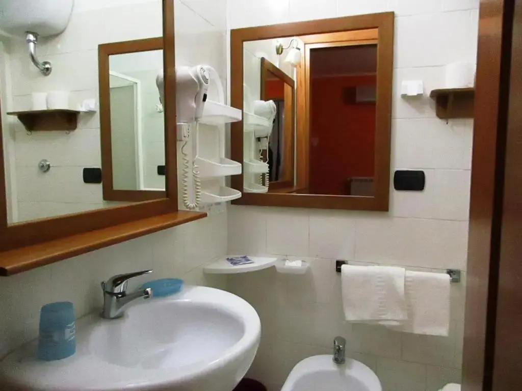Hotel Rosso Di Sera - Chambres