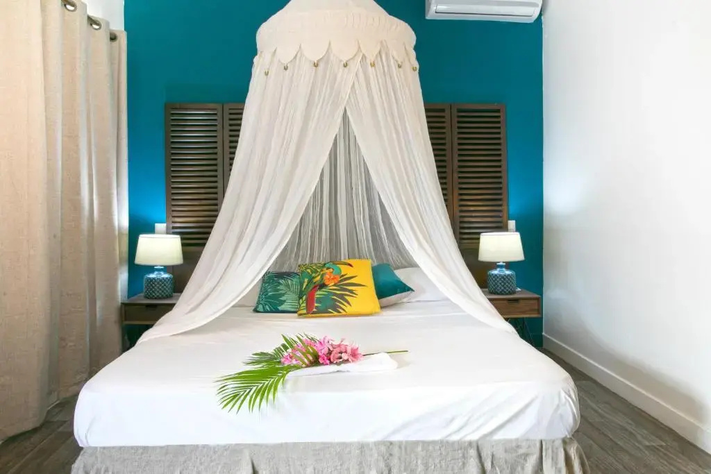 Classic Double room (full double bed)