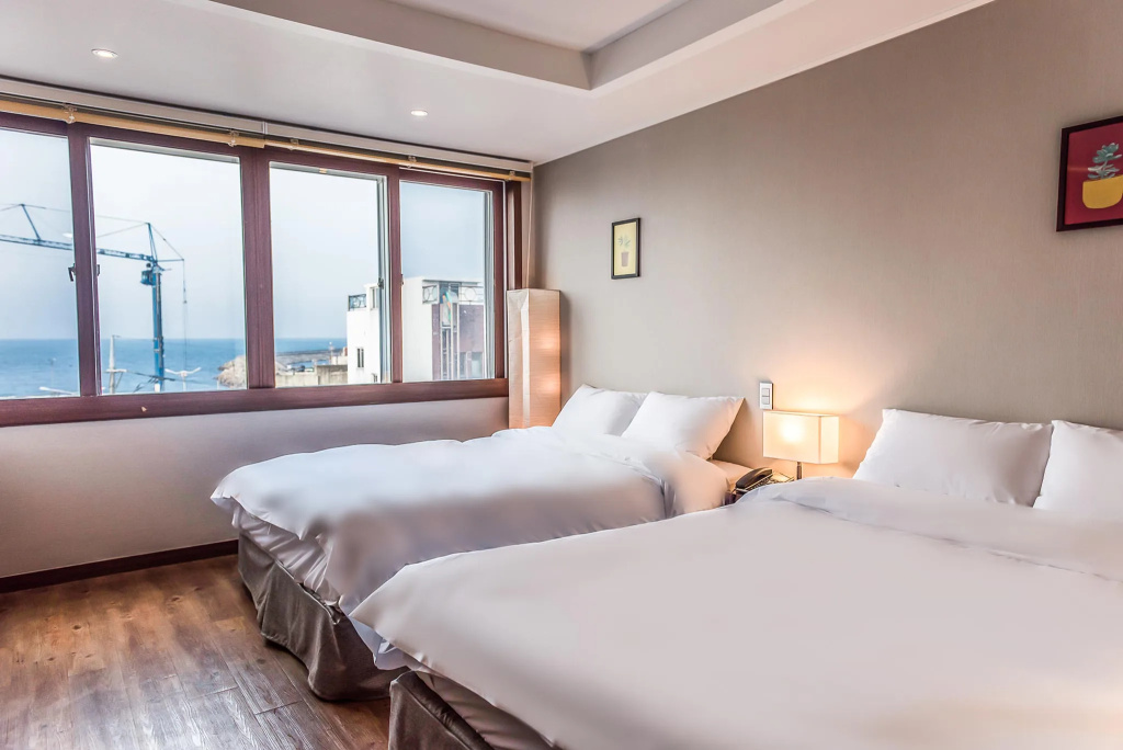 Check Inn Hotel Jeju — 5