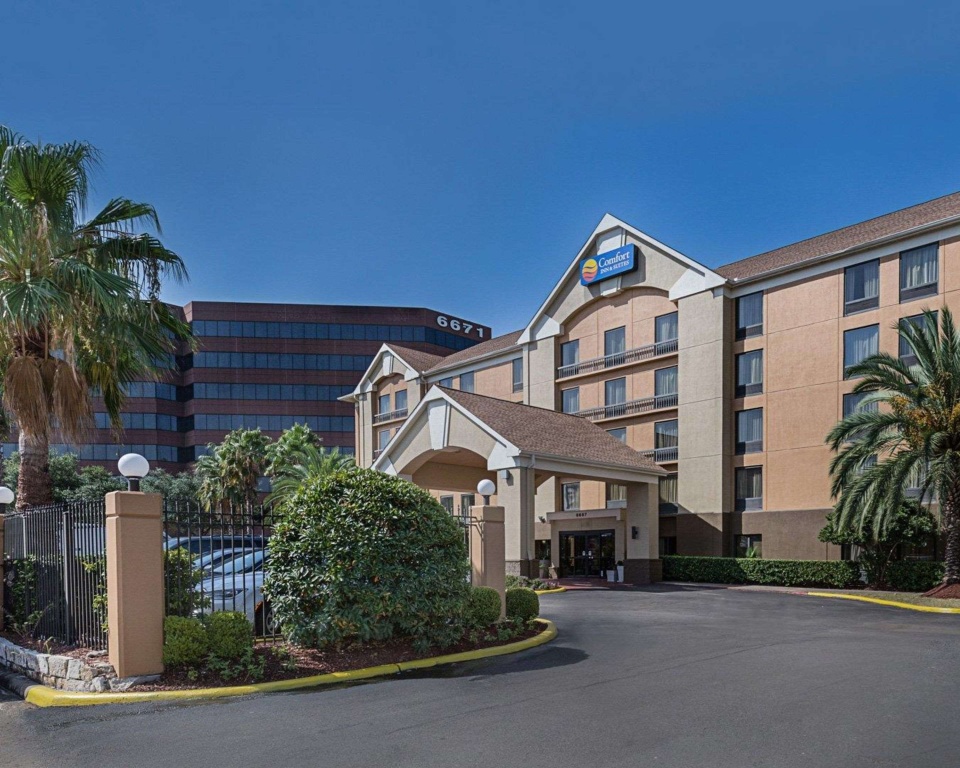 Comfort Inn & Suites Southwest Fwy at Westpark