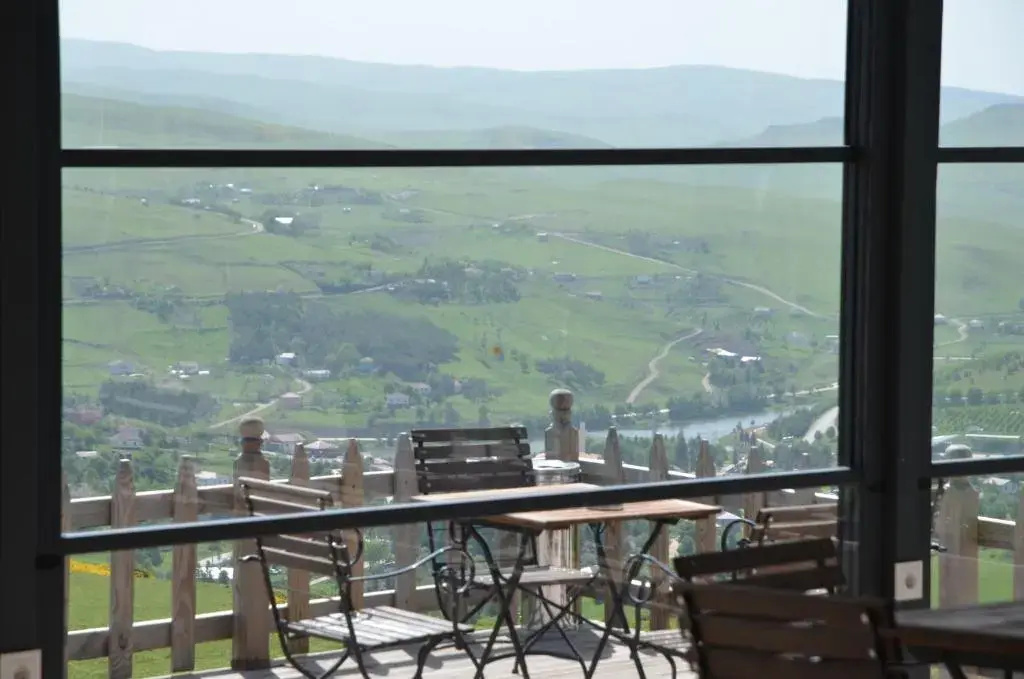 Balcony & Terrace