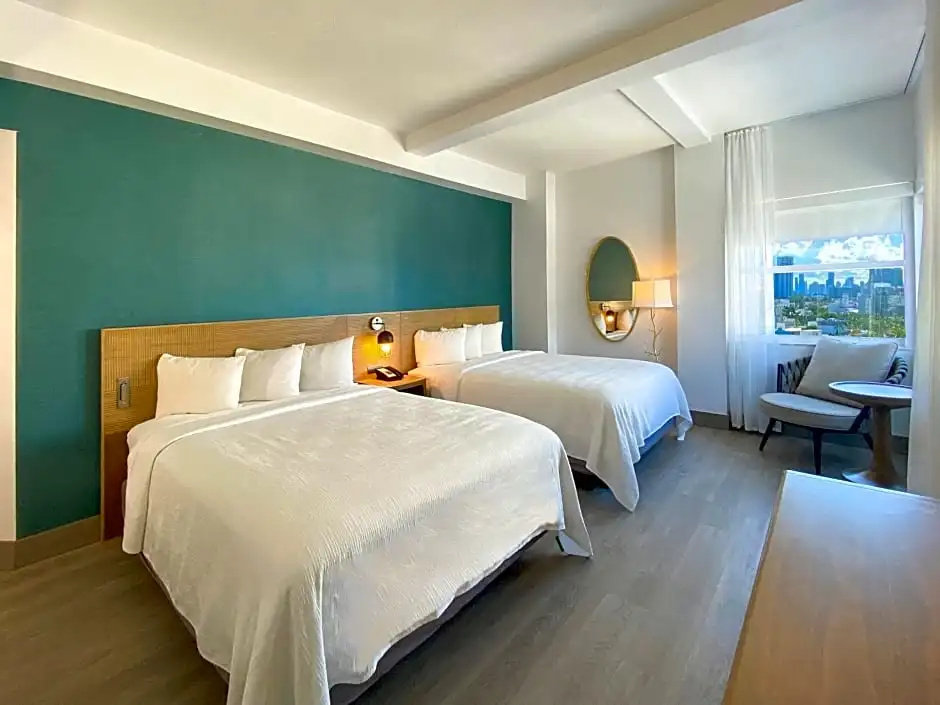 Marseilles Beachfront Hotel - Chambres