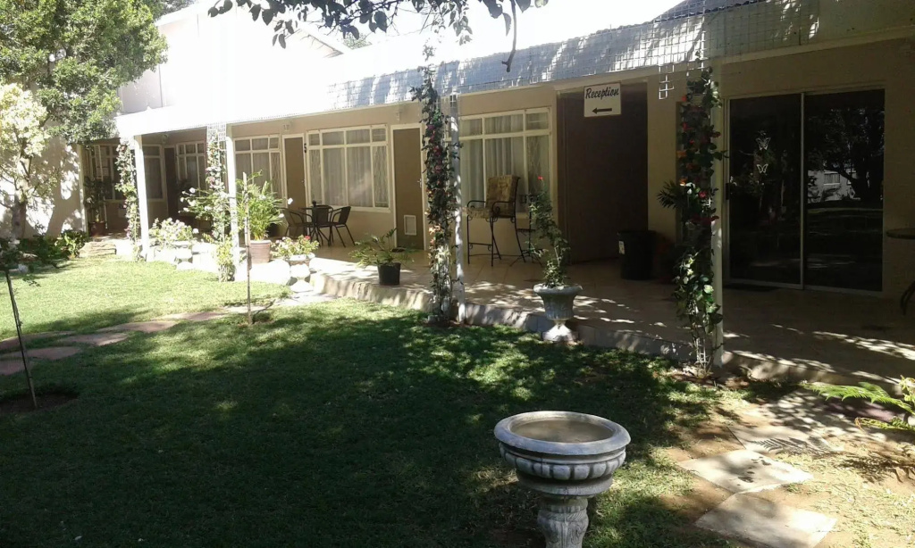 Black Swan Guest House
