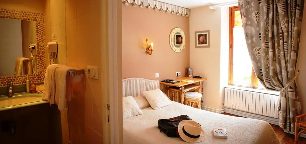Voir la photo 4 — Hôtel Les Fuchsias