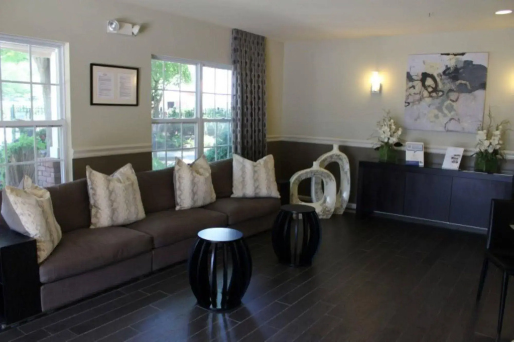 Global Luxury Suites at Westwood - Général