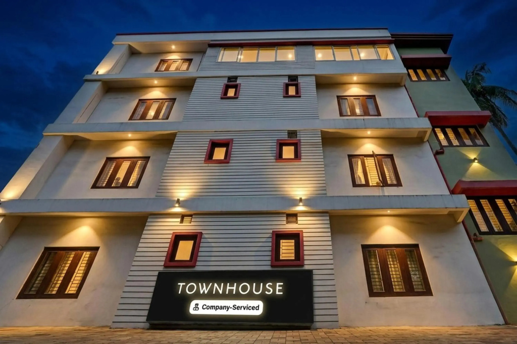 CAPITAL O 10292 Niharika Guest House