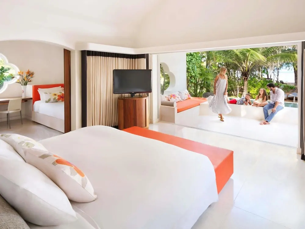 Double Family Villa beachfront