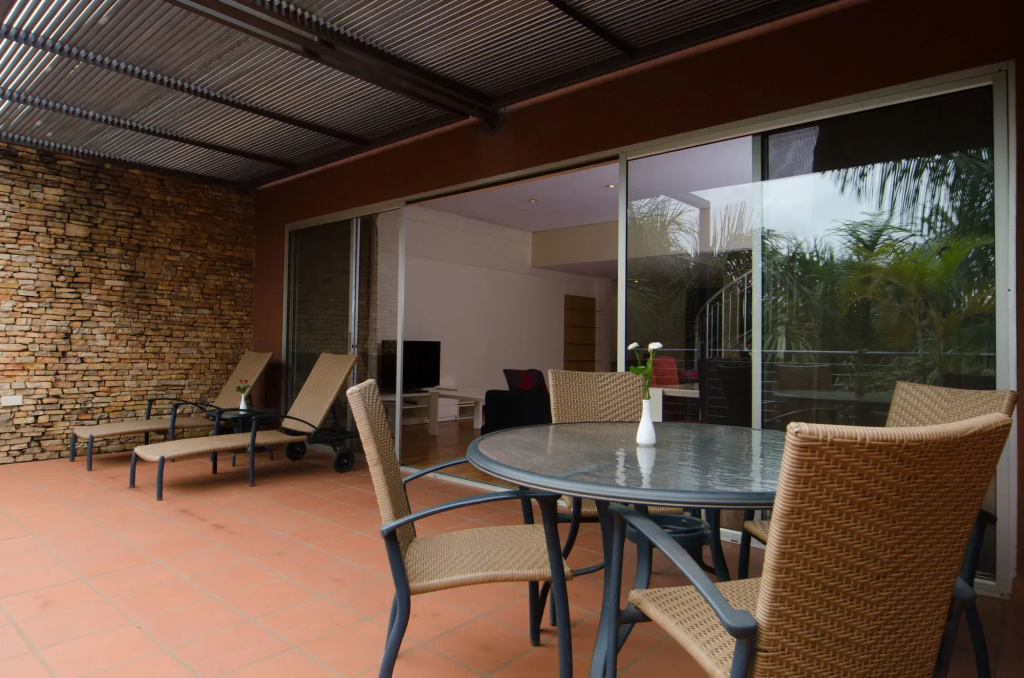 Balcony & Terrace