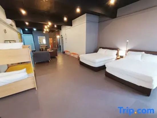 Comfort room