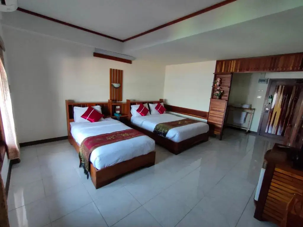 Riverfront Hotel Mukdahan - Chambres