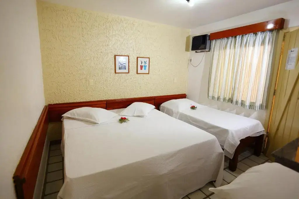 Standard Triple room
