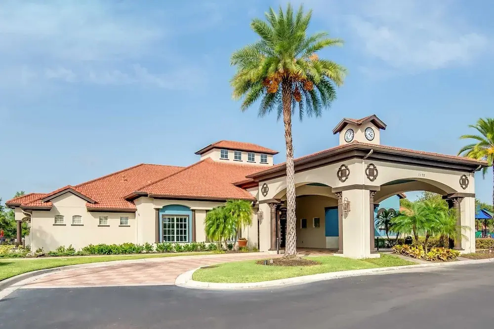 Bella Vida House With Pool and Games - Near Disney!