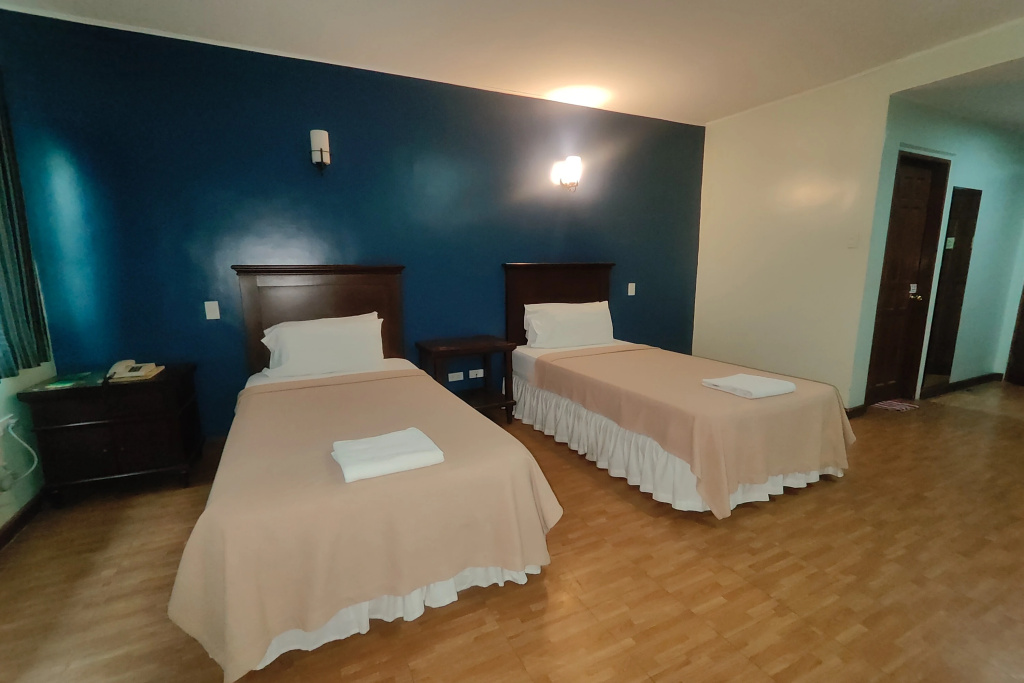 Oftana Suites Cebu near Oakridge — 4