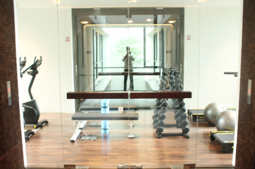 Lobby & Reception