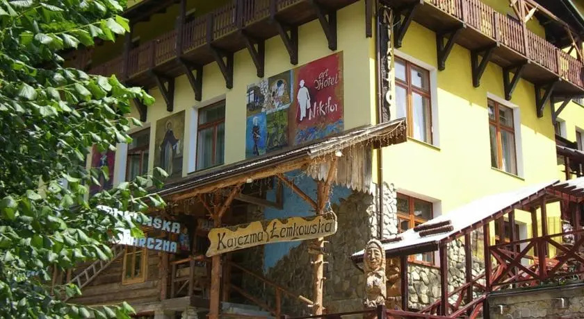 Art Nikifor Hotel