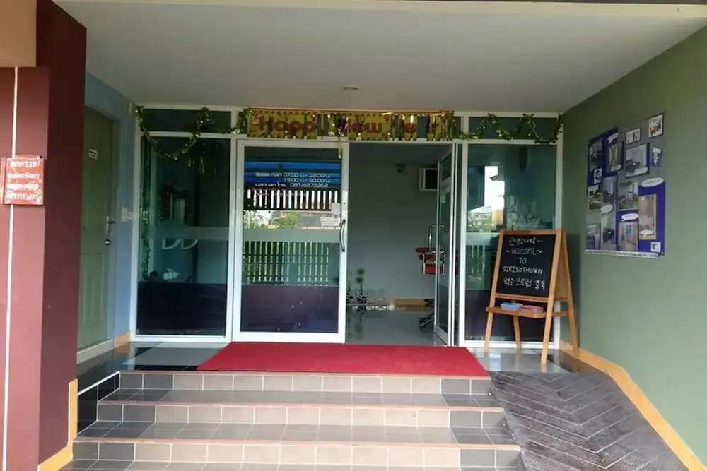 Siri Sothorn Apartment