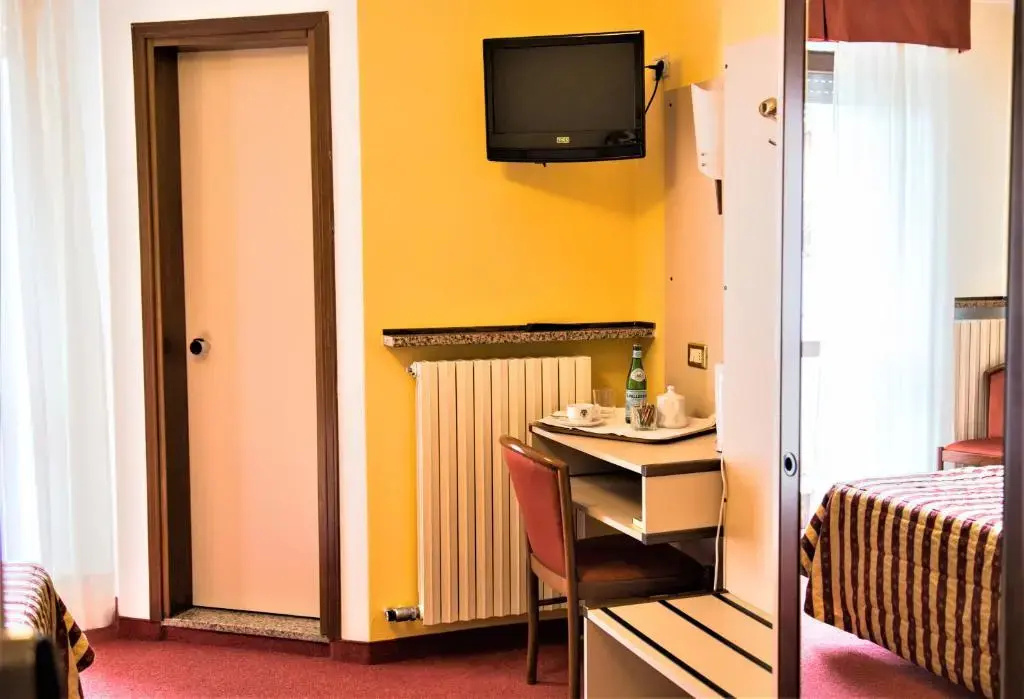 Bes Hotel Papa San Pellegrino Terme - Chambres