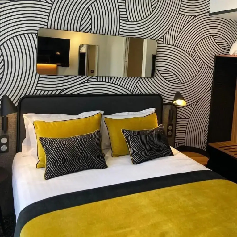Superior Quadruple room