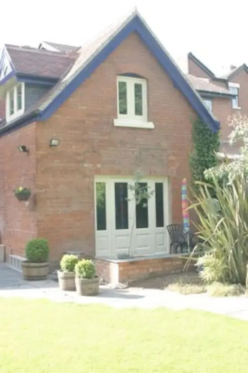 Coach House