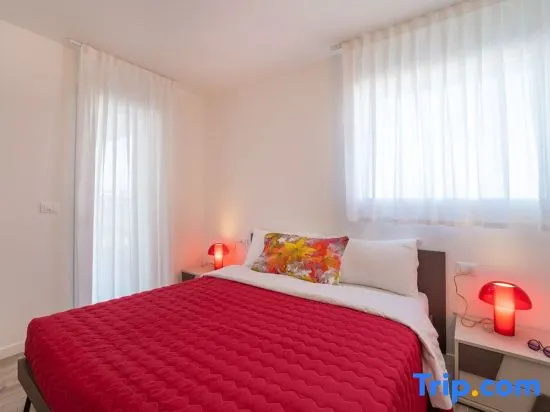 Live in Style - New Apartment in a Top Residence
