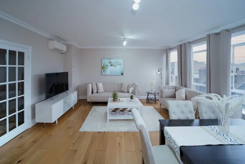 Park Lane Apartments Crawford Place — фото