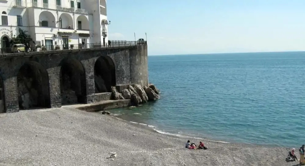 Beach & Waterfront