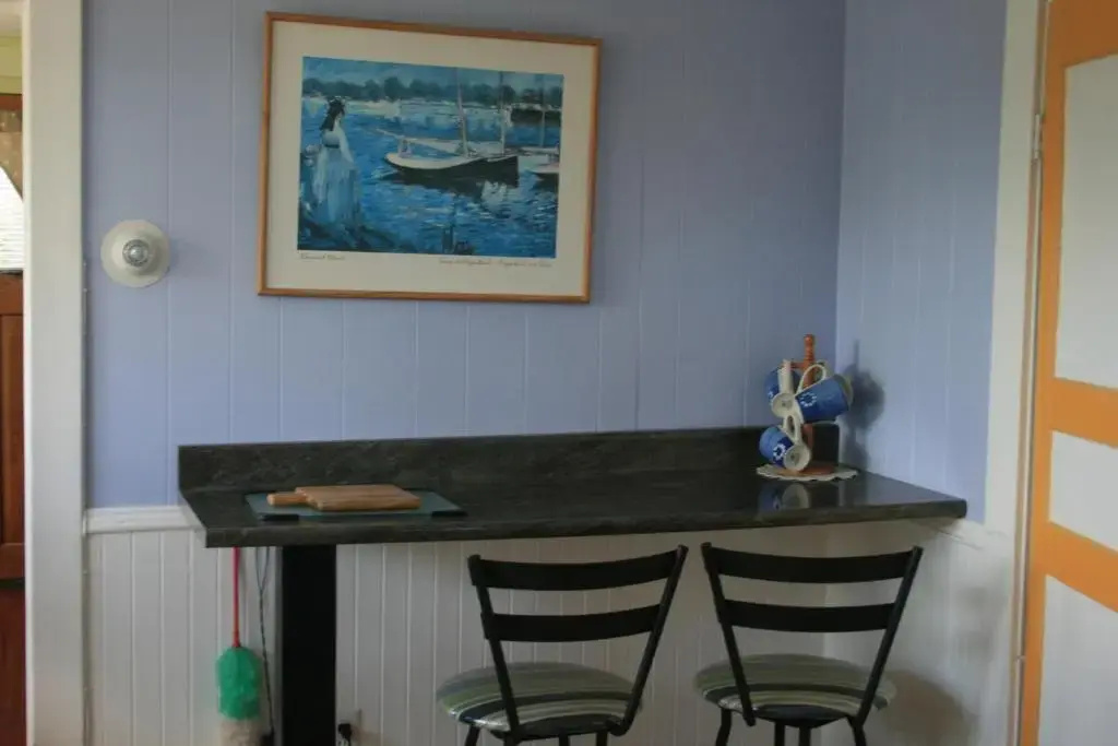 3 Bedrooms Cottage