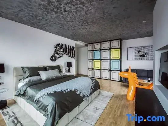 Standard Double room with river view (full double bed)