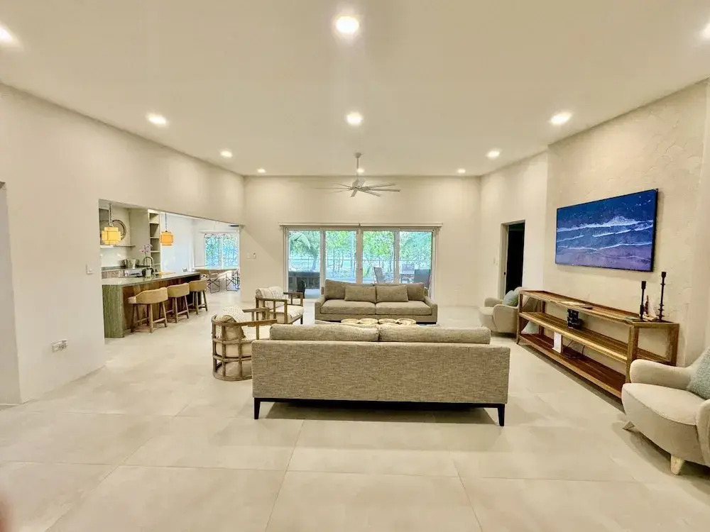 Esterillos Lote 6 Bedroom Home - фото 2