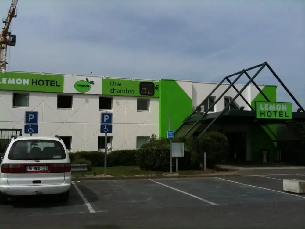 Lemon Hotel Tourcoing