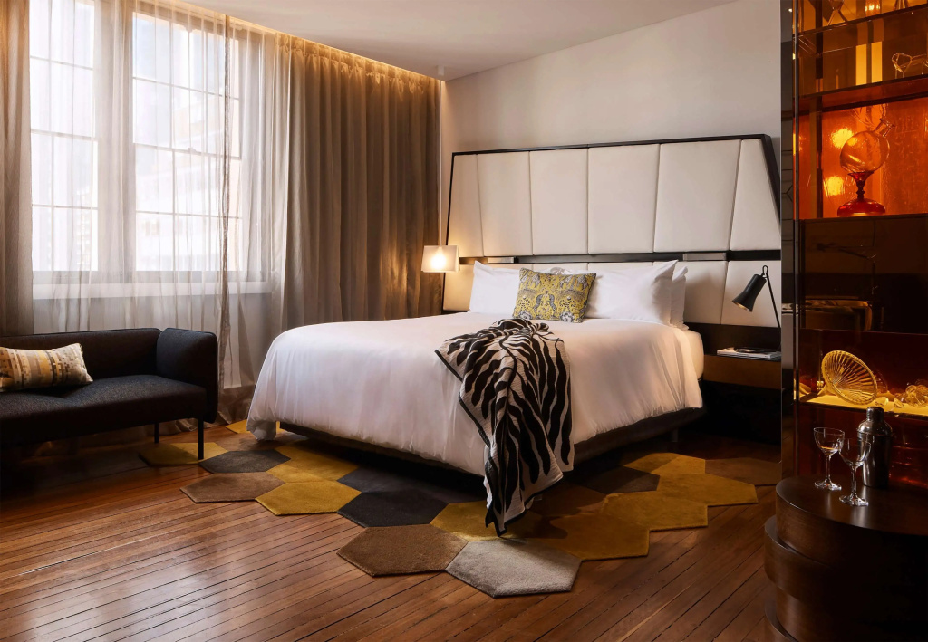 Executive Double room (full double bed)