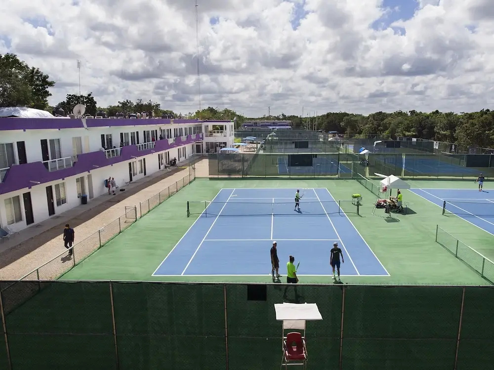 Cancun Tennis Inn - Général