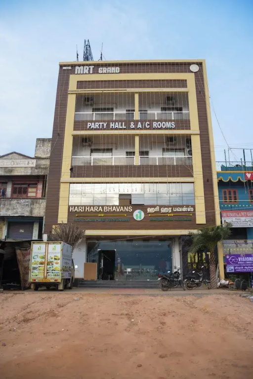 MRT Grand Residency
