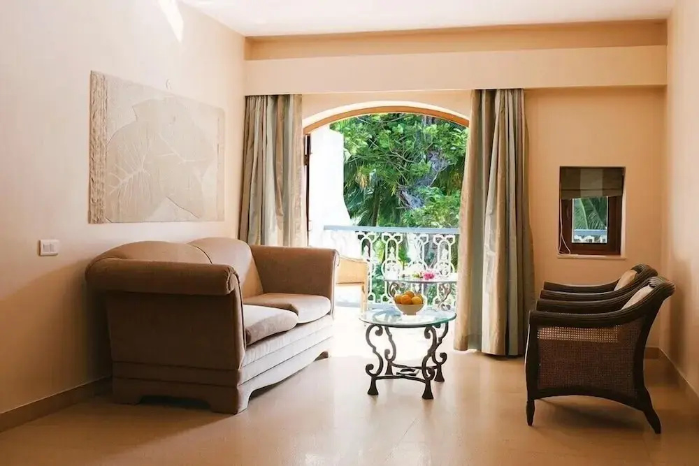 Standard room with sea view