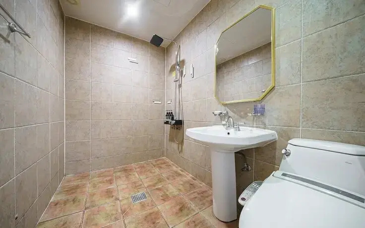 Suncheon Embassador Hotel - фото 24